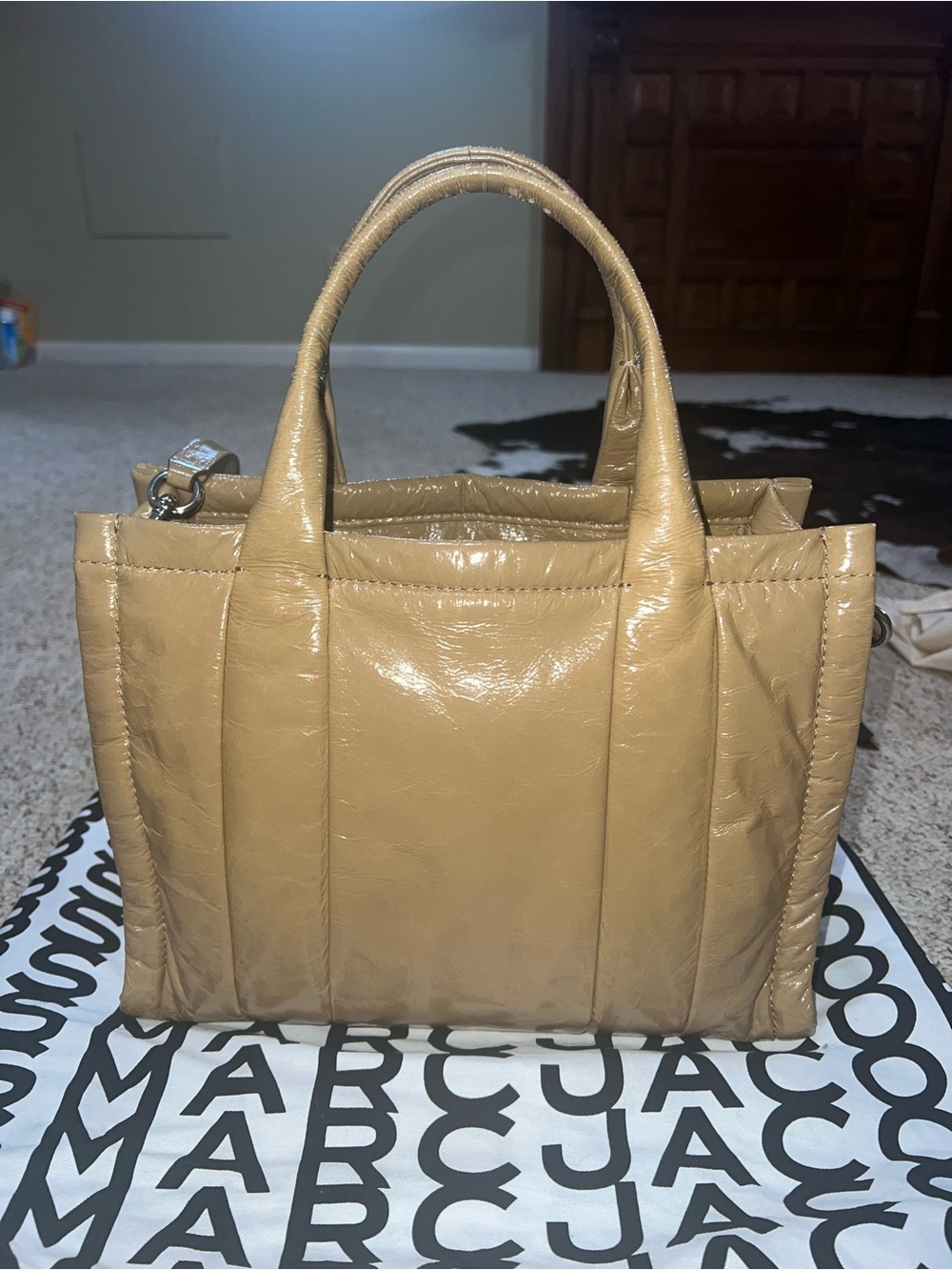 Marc Jacobs Tote Bag Tan Shiny Crinkle  Quilted Leather